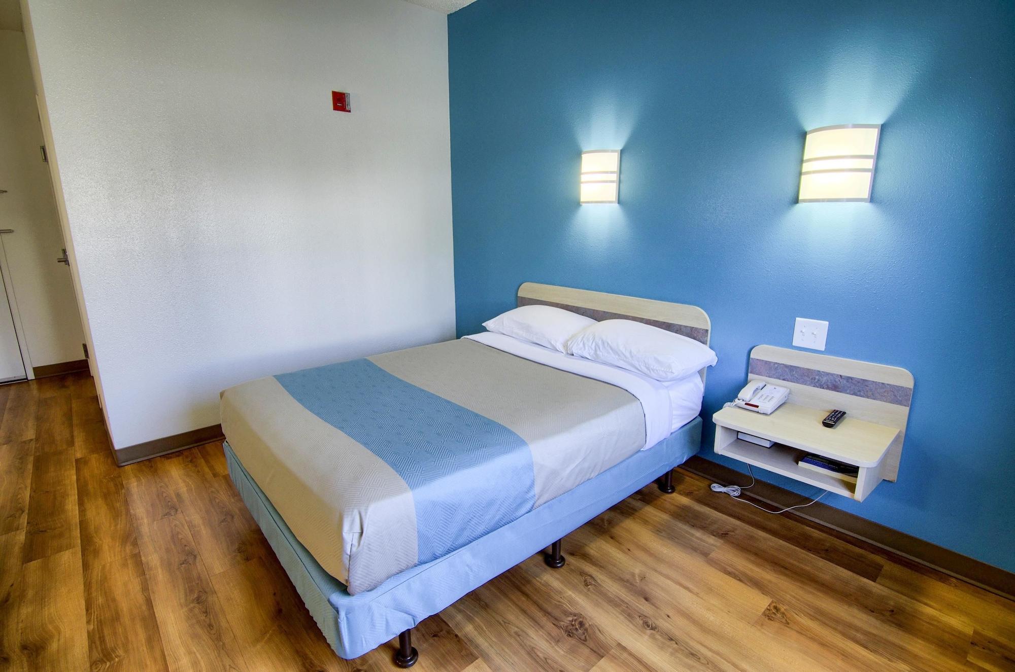Motel 6-Portsmouth, Nh Экстерьер фото