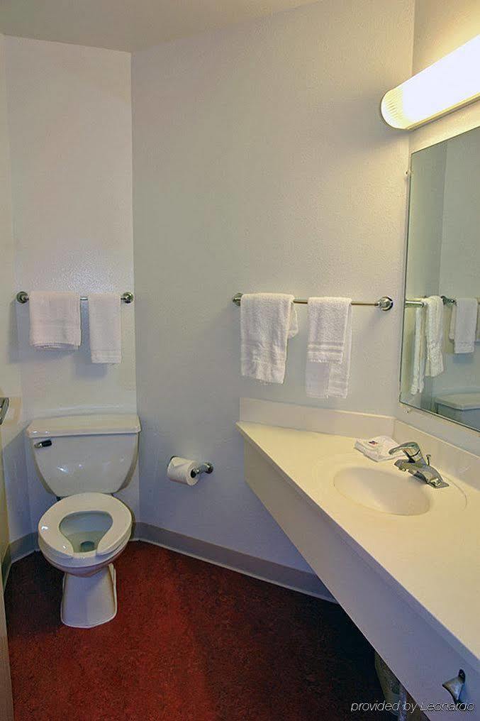Motel 6-Portsmouth, Nh Экстерьер фото