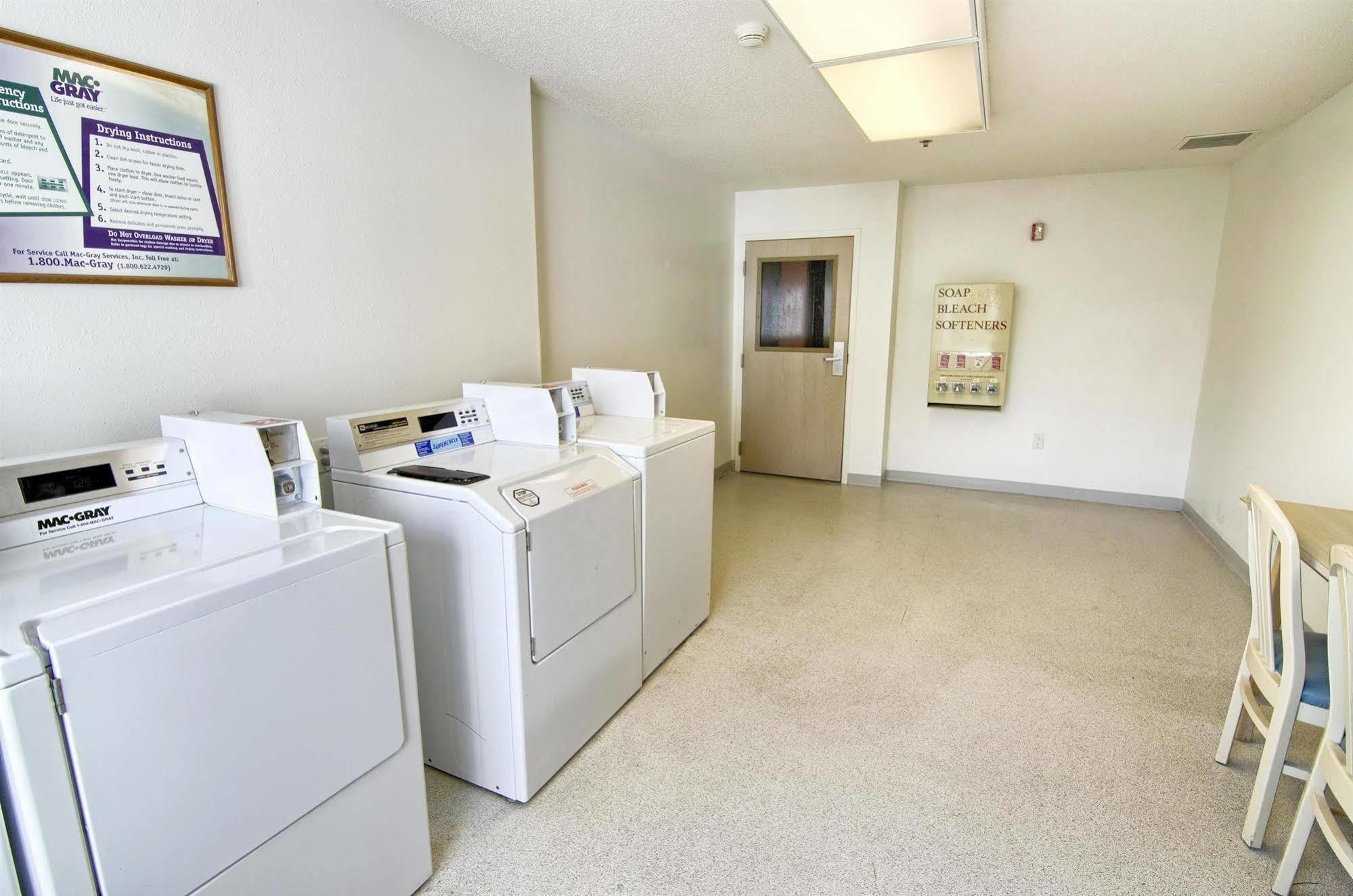 Motel 6-Portsmouth, Nh Экстерьер фото